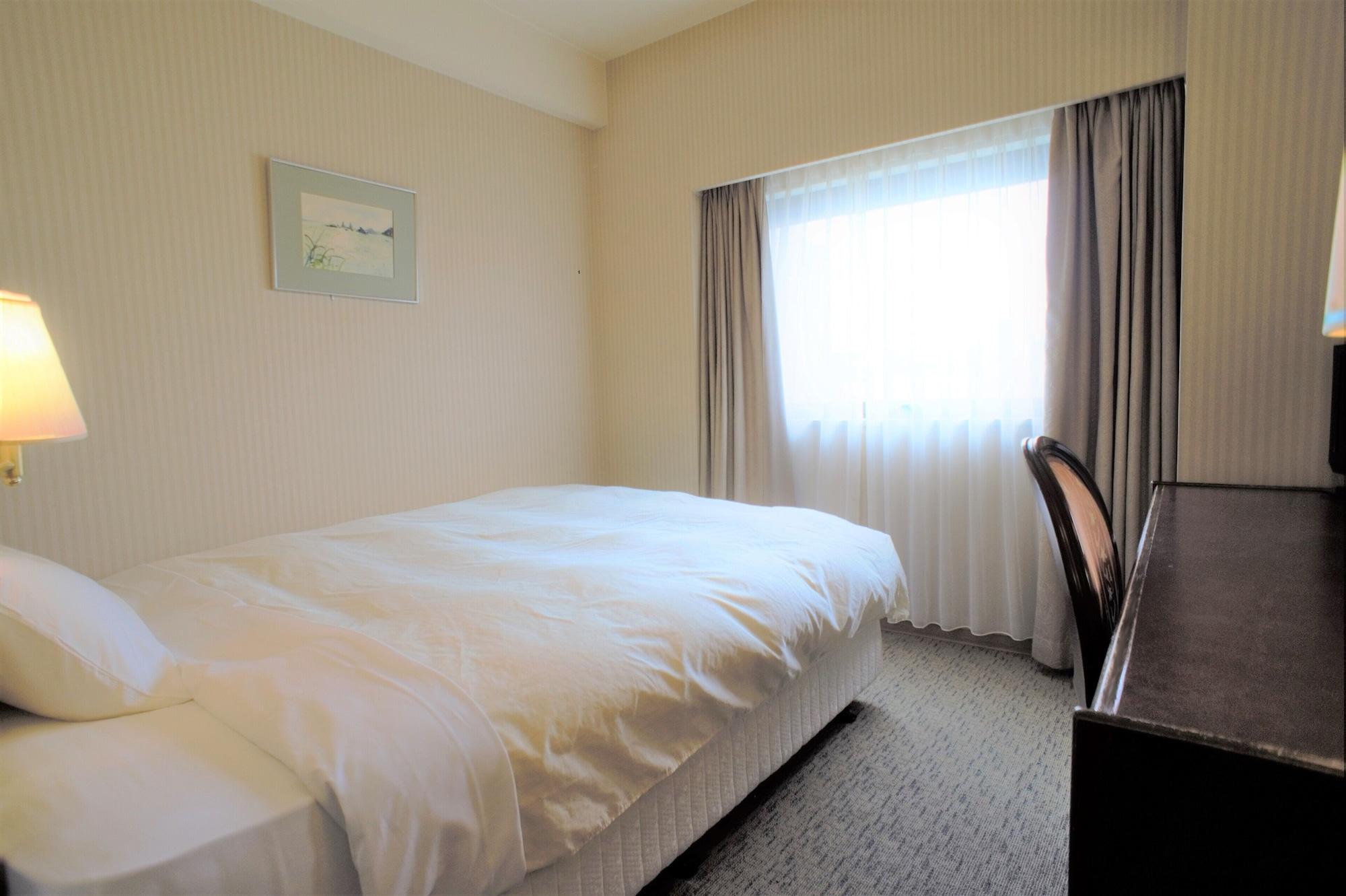 Hotel Grand Terrace Toyama Station Exterior foto